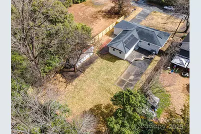 8624 Sharonbrook Drive, Charlotte, NC 28210 - Photo 31