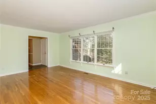 871 Indian Hill Rd, Hendersonville, NC 28791 - Photo 5