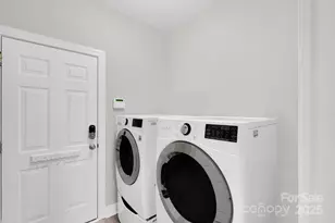 3036 Ed Reid St, Charlotte, NC 28216 - Photo 11