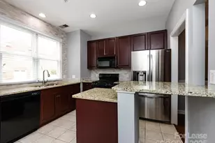 4936 S Hill View Dr, Charlotte, NC 28210 - Photo 17