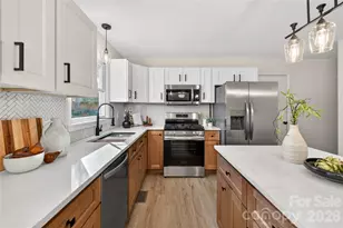 1324 Golden Hill Rd, Matthews, NC 28105 - Photo 3