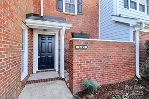 9449 Kings Falls Dr, Charlotte, NC 28210 - Photo 29