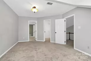 9449 Kings Falls Dr, Charlotte, NC 28210 - Photo 25