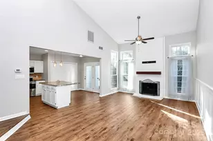 9449 Kings Falls Dr, Charlotte, NC 28210 - Photo 11