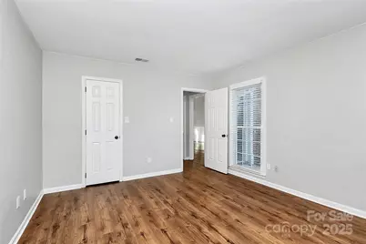 9449 Kings Falls Drive, Charlotte, NC 28210 - Photo 21