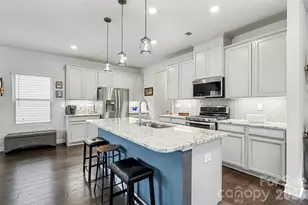 6220 Hailstone Rd, Charlotte, NC 28215 - Photo 9