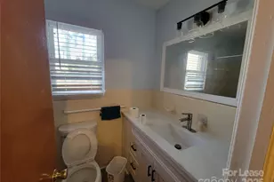 6539 Louglen Cir, Charlotte, NC 28212 - Photo 13