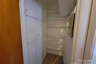 6539 Louglen Cir, Charlotte, NC 28212 - Photo 15