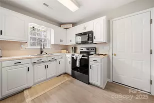 2546 Las Brisas Ln, Denver, NC 28037 - Photo 11