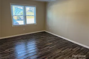 803 Cherry St, Statesville, NC 28677 - Photo 5