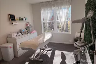 470 Gray St, Statesville, NC 28677 - Photo 13