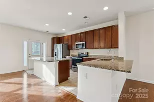 10439 Benfield Rd, Charlotte, NC 28269 - Photo 9