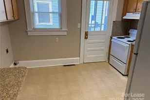 445 Reynolda Dr, Statesville, NC 28677 - Photo 3