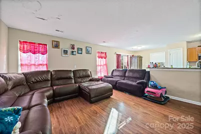 7405 William Reynolds Drive, Charlotte, NC 28215 - Photo 9