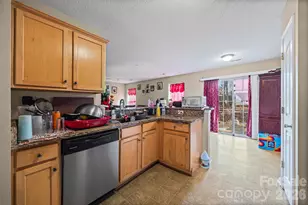 7405 William Reynolds Dr, Charlotte, NC 28215 - Photo 15