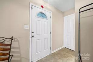 7405 William Reynolds Dr, Charlotte, NC 28215 - Photo 5