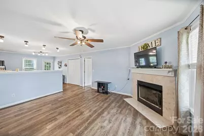620 Pleasant Avenue, Kannapolis, NC 28081 - Photo 3
