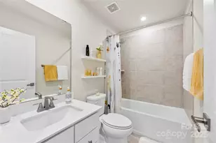 3748 Ellington St, Charlotte, NC 28211 - Photo 5