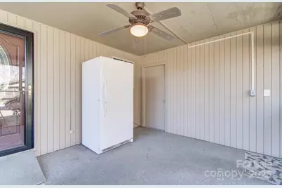 125 Freedom Road, Hendersonville, NC 28792 - Photo 33