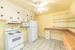 36 Woodgate Rd, Asheville, NC 28806 - Photo 9