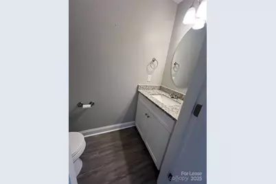 1086 20th Street NE, Hickory, NC 28601 - Photo 5