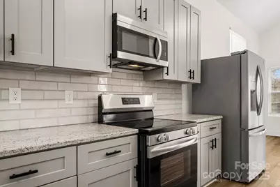 2805 Old Steele Creek Road, Charlotte, NC 28208 - Photo 15