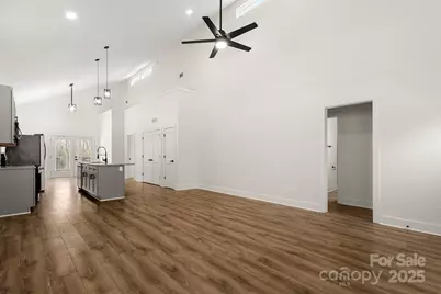 2805 Old Steele Creek Road, Charlotte, NC 28208 - Photo 7