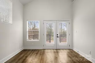 2805 Old Steele Creek Rd, Charlotte, NC 28208 - Photo 17