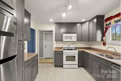 23 Ballantree Drive, Asheville, NC 28803 - Photo 11