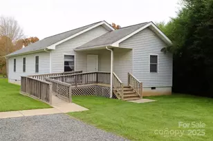 1012 N Canton Rd, Canton, NC 28716 - Photo 1