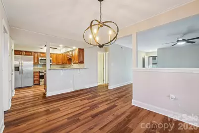 7920 Greenside Court, Charlotte, NC 28277 - Photo 9