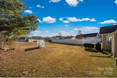 14048 Ballyshannon Lane, Charlotte, NC 28278 - Photo 23