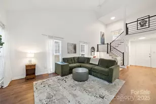 11121 Sevilla Ct, Charlotte, NC 28226 - Photo 7