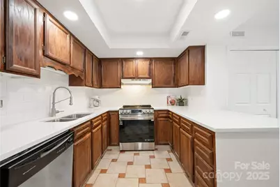 11121 Sevilla Court, Charlotte, NC 28226 - Photo 11