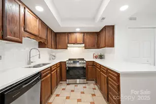 11121 Sevilla Ct, Charlotte, NC 28226 - Photo 11