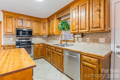 8230 Quail Hollow Drive, Harrisburg, NC 28075 - Photo 9