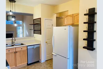 7920 Mariners Pointe Circle, Denver, NC 28037 - Photo 5