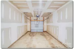 615 11th St SW, Hickory, NC 28602 - Photo 29