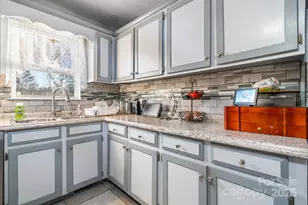 14 Berkley Ave, Granite Falls, NC 28630 - Photo 5