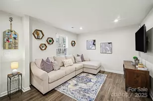 1230 Ashbury St, Charlotte, NC 28216 - Photo 27