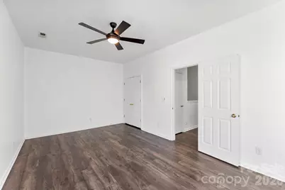711 Parkside Terrace Lane, Charlotte, NC 28202 - Photo 31