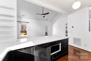 711 Parkside Terrace Ln, Charlotte, NC 28202 - Photo 17