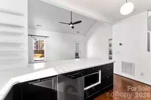 711 Parkside Terrace Ln, Charlotte, NC 28202 - Photo 17