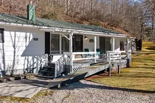 2850 Henson Creek Rd, Newland, NC 28657 - Photo 1