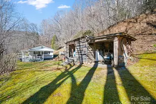 2850 Henson Creek Rd, Newland, NC 28657 - Photo 19