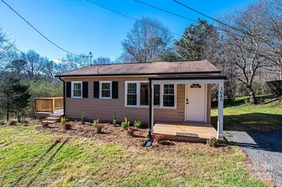 1640 1st Street Circle SE, Hickory, NC 28602 - Photo 1