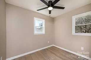 1640 1st St Cir SE, Hickory, NC 28602 - Photo 27