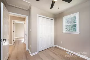 1640 1st St Cir SE, Hickory, NC 28602 - Photo 21