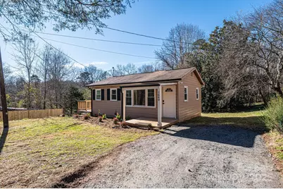 1640 1st Street Circle SE, Hickory, NC 28602 - Photo 7