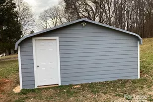 1030 McKay Rd, Newton, NC 28658 - Photo 25